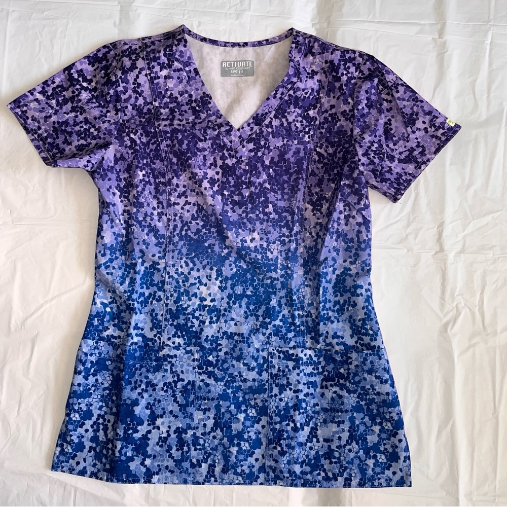 Woman’s Scrub Top Small